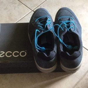 Mens Ecco blue shoes size 45